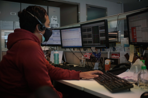 IHSG Diprediksi Melemah di Tengah Kuatnya Fundamental Ekonomi RI