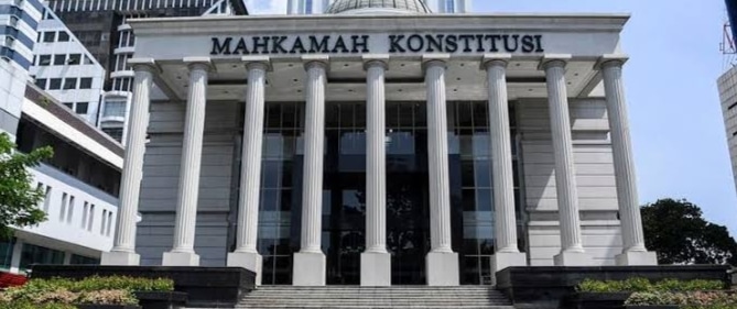 Akhirnya MK Tolak Gugatan Pernikahan Beda Agama Akhirnya MK Tolak Gugatan Pernikahan Beda Agama