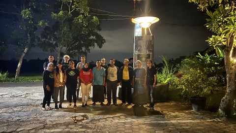 Para Pencari UFO Rayakan 12 Tahun Kemunculan Crop Circle di