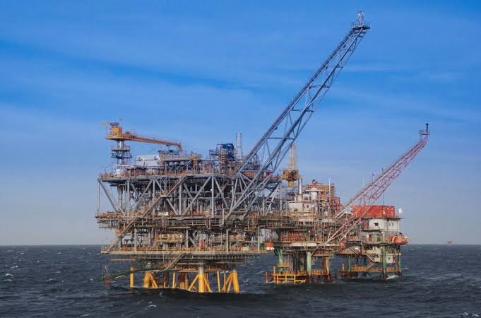 Penurunan Minyak Mentah Dunia, Akankah Membuat BBM Juga Turun? Penurunan Minyak Mentah Dunia, Akankah Membuat BBM Juga Turun?