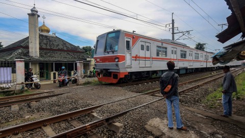 Perempuan Warga Cilandak Jaksel Tewas di Perlintasan Kereta di Ciputat