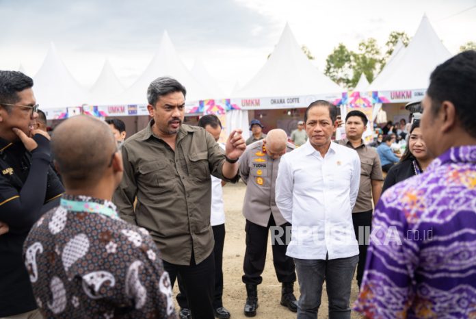 menteri-umkm-ri-maman-abdurrahman-dan-menteri-lingkungan-hidup_250101202228-180.jpg