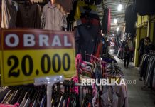 LPEM UI: Pengawasan Impor Kunci Atasi Maraknya Thrifting