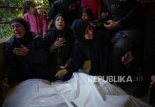 Israel Terus Hancurkan Gaza dari Udara, Darat, dan Lautan