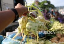 Festival Ketupat Sumenep, Cara Lestarikan Tradisi Lebaran